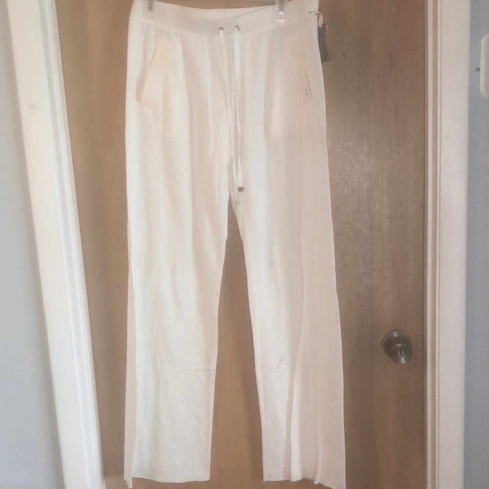 NWT VS pants